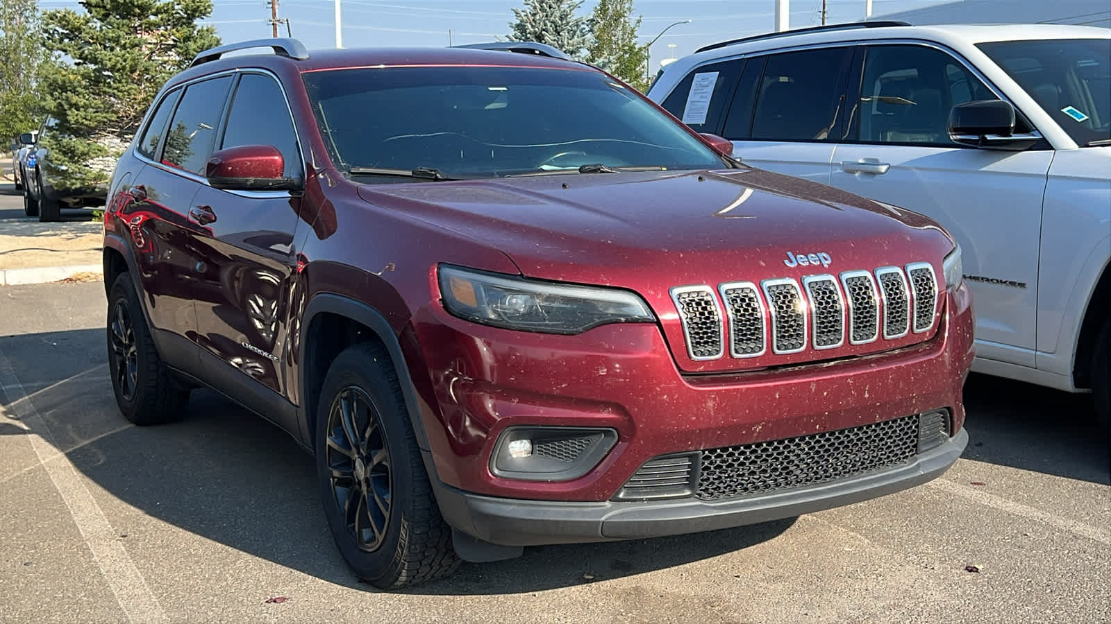 Thumbnail: 2019 Jeep Cherokee - 3