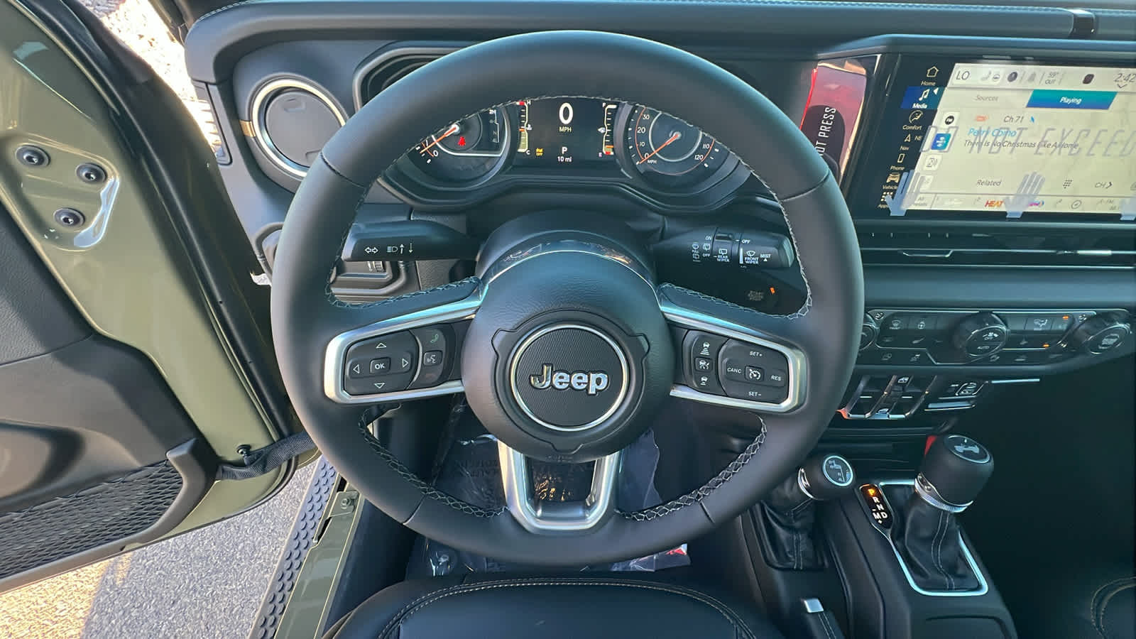 Thumbnail: 2026 Jeep Wrangler - 18