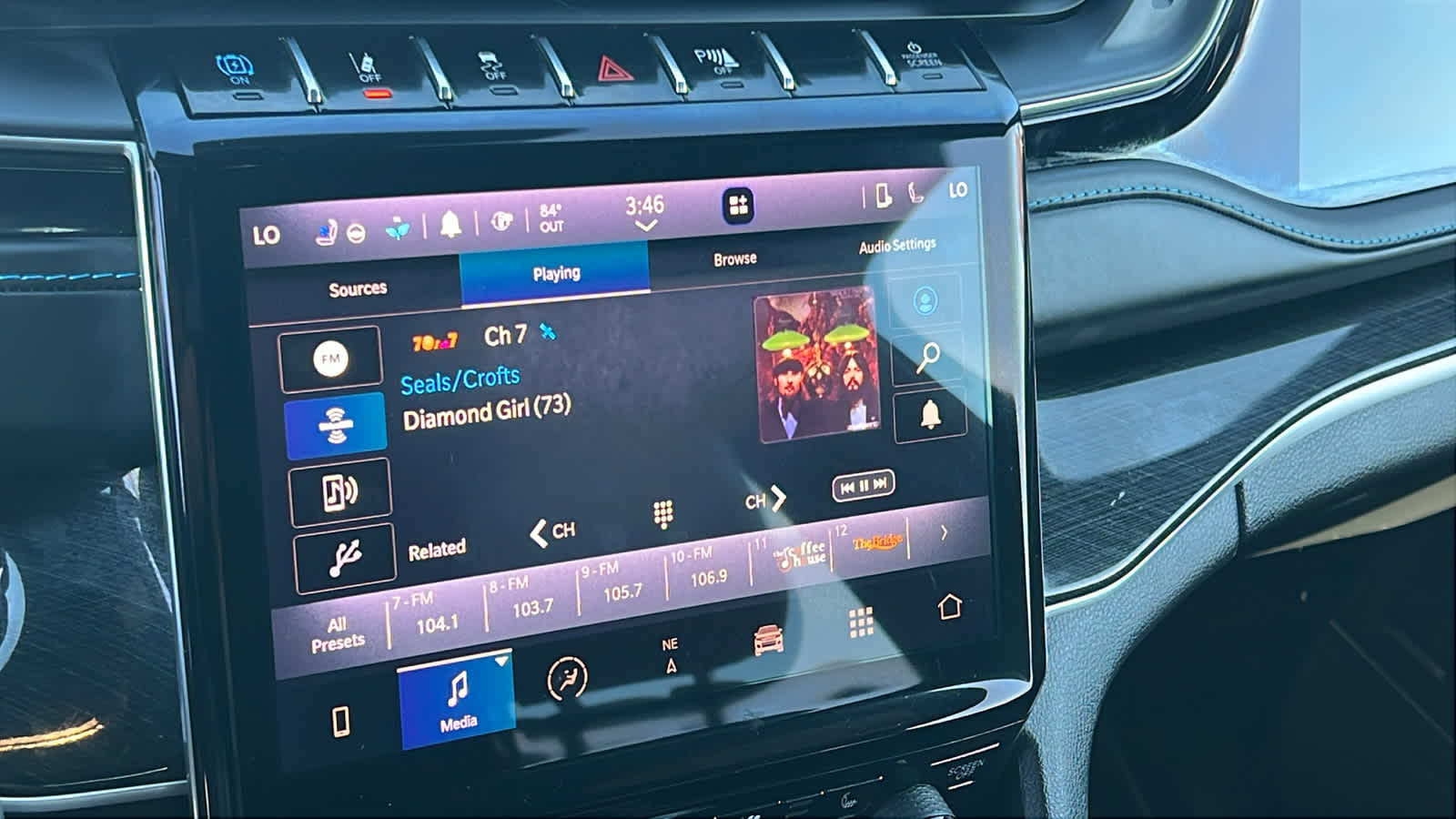 Thumbnail: 2022 Jeep Grand Cherokee - 15