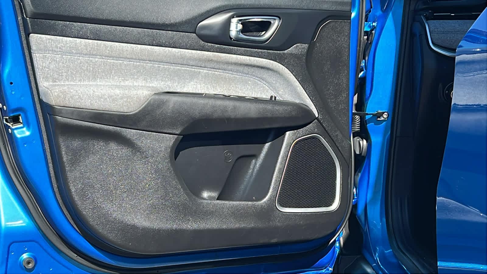 Thumbnail: 2025 Jeep Compass - 23