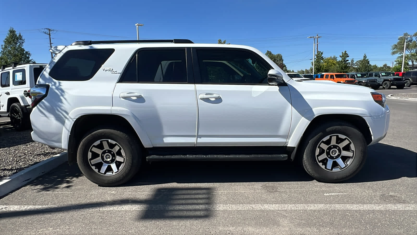 Thumbnail: 2023 Toyota 4Runner - 4