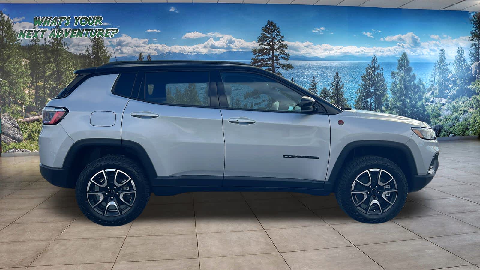 2026 Jeep Compass Trailhawk Sport photo 4