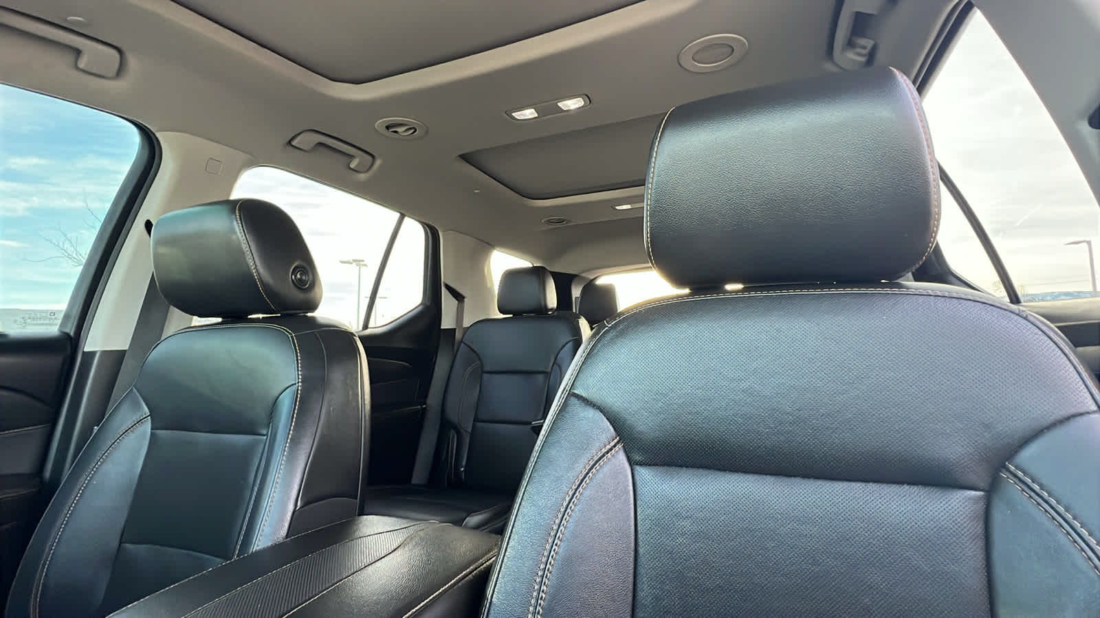 Thumbnail: 2020 Chevrolet Traverse - 11