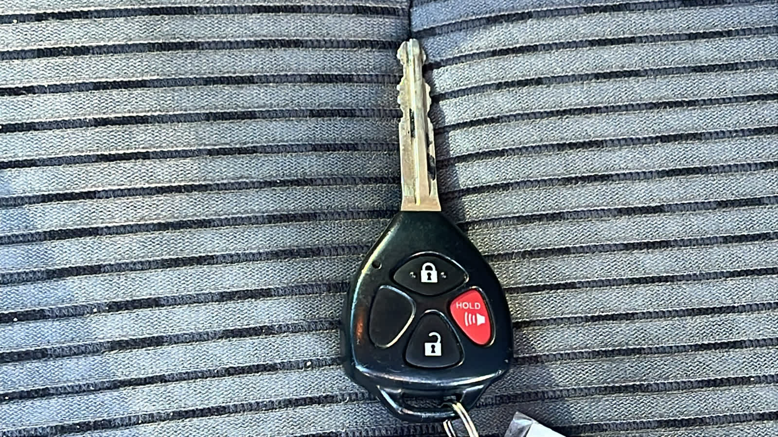 Thumbnail: 2018 Toyota 4Runner - 29