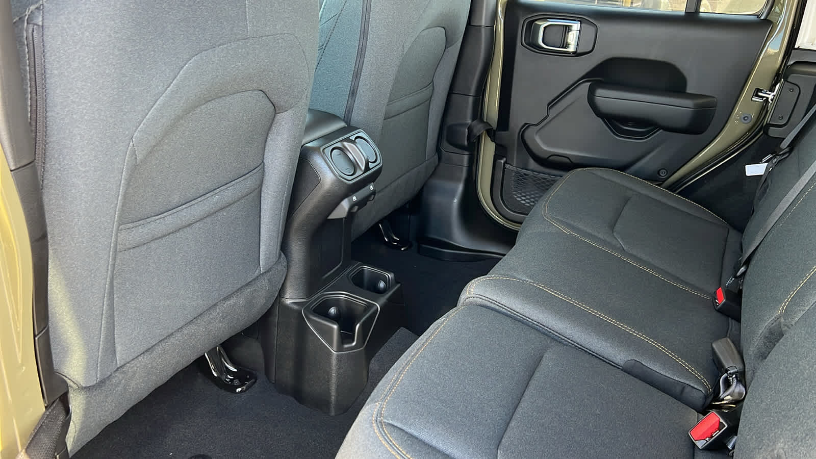 Thumbnail: 2026 Jeep Wrangler - 24