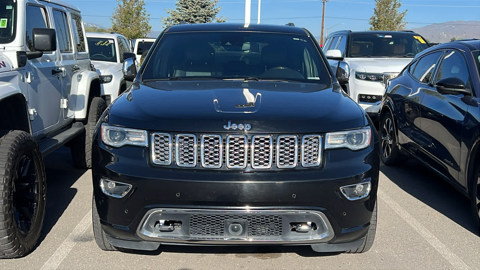 Thumbnail: 2020 Jeep Grand Cherokee - 2