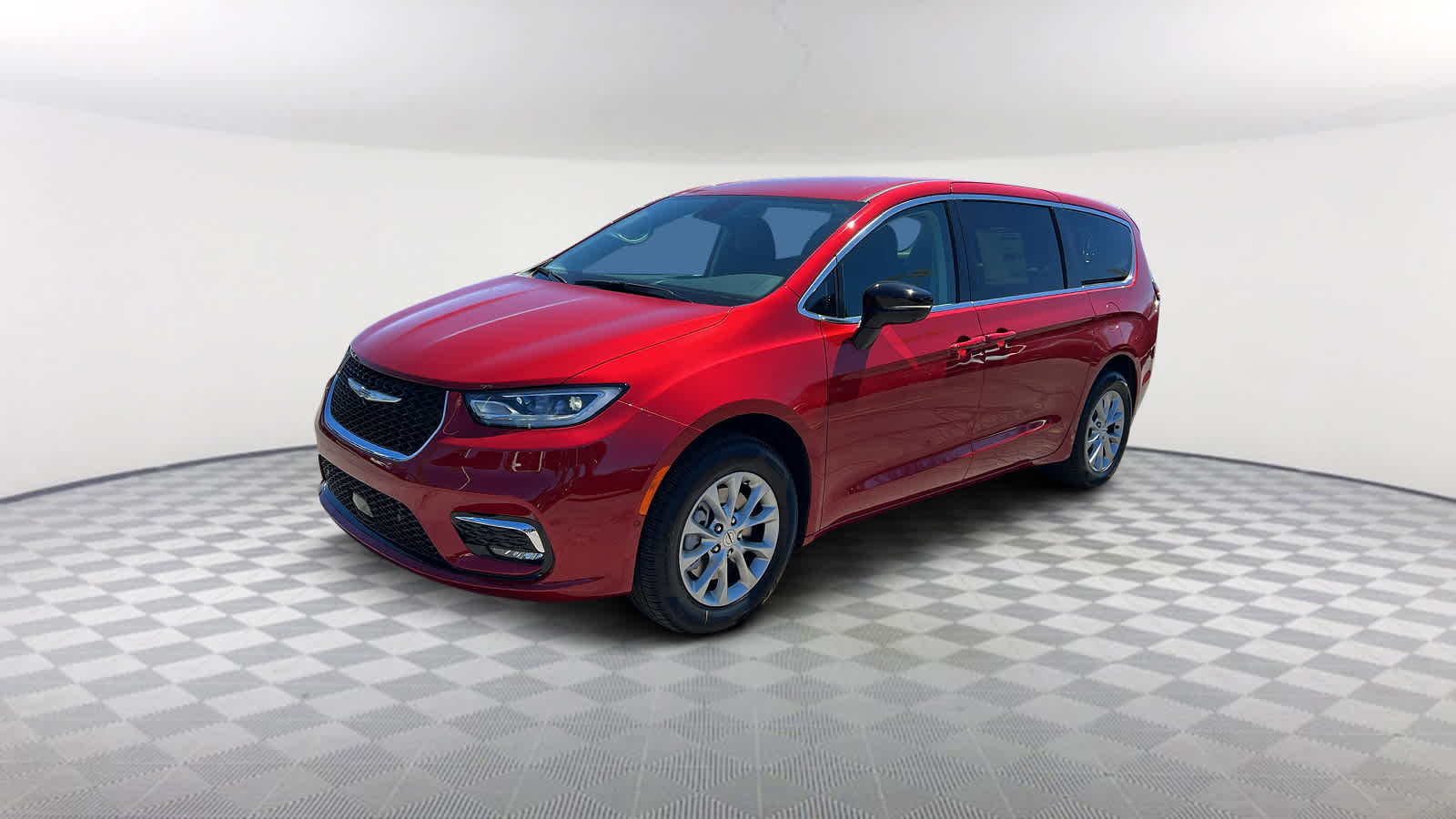 2024 Chrysler Pacifica Touring L Hero Image