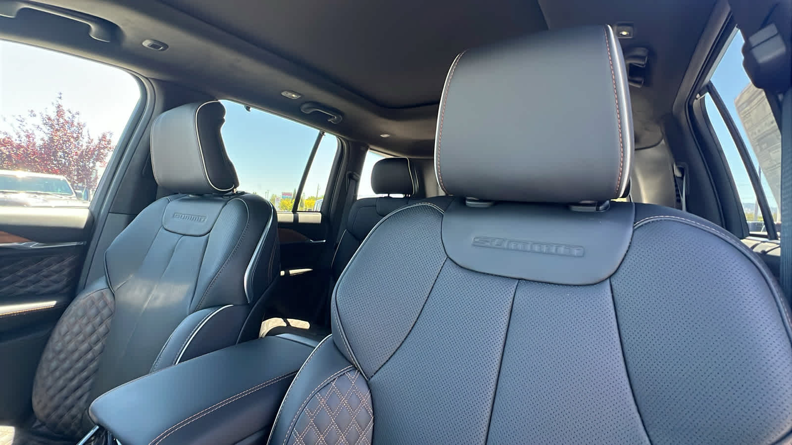 Thumbnail: 2026 Jeep Grand Cherokee - 11