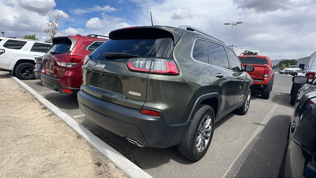Used 2019 Jeep Cherokee Latitude Plus SUV