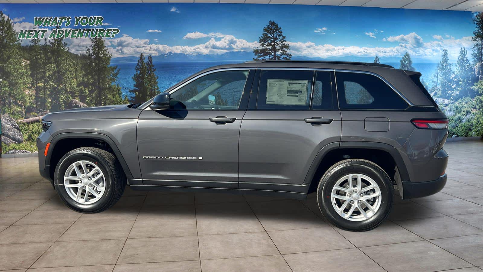 Thumbnail: 2026 Jeep Grand Cherokee - 8
