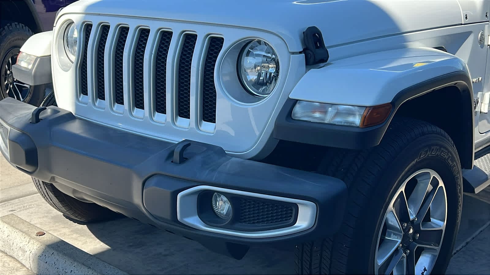 Thumbnail: 2022 Jeep Wrangler - 8