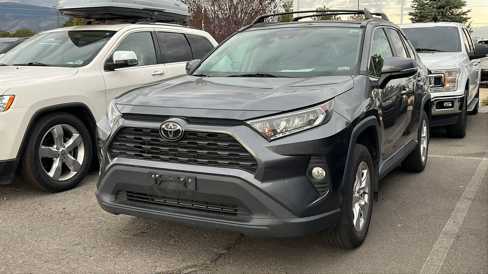 Thumbnail: 2020 Toyota RAV4 - 1