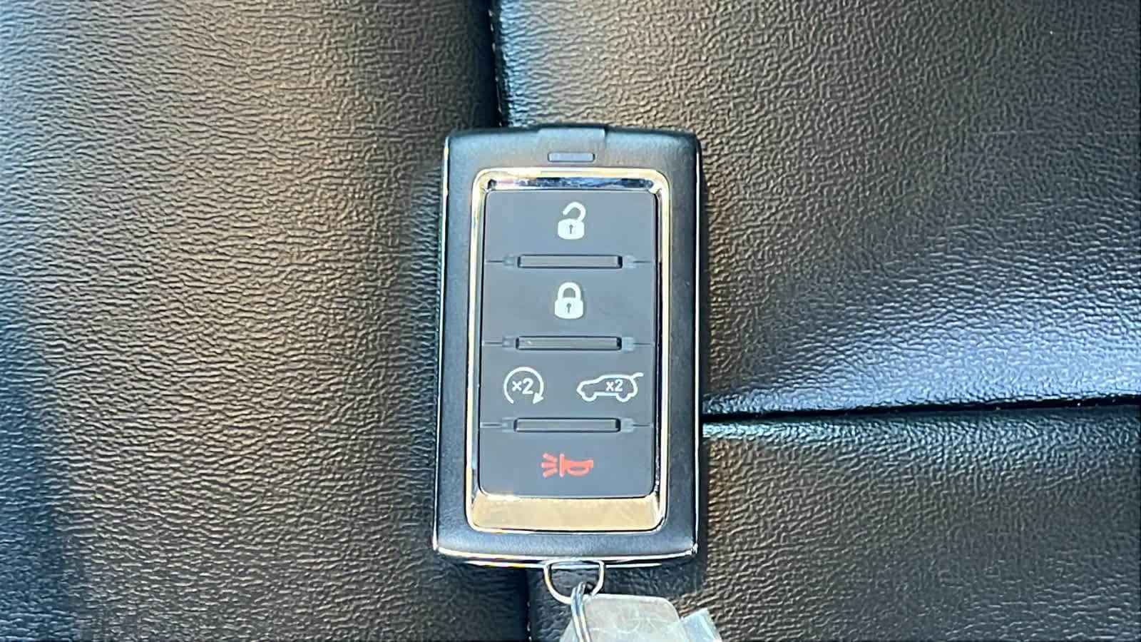 Thumbnail: 2023 Jeep Grand Cherokee - 29