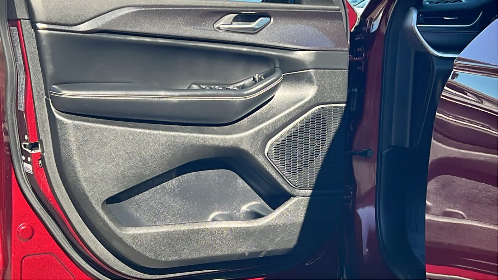 Thumbnail: 2023 Jeep Grand Cherokee - 23