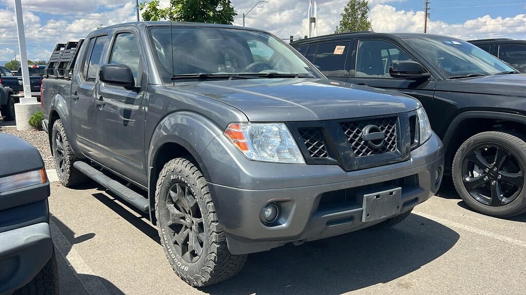 Used 2020 Nissan Frontier SV Truck Crew Cab