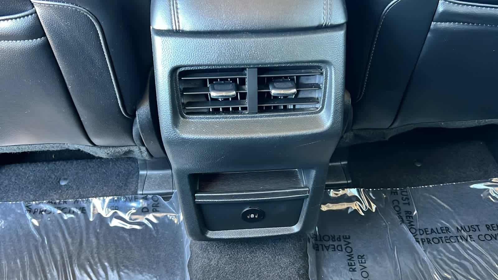 Thumbnail: 2023 Ford Edge - 25