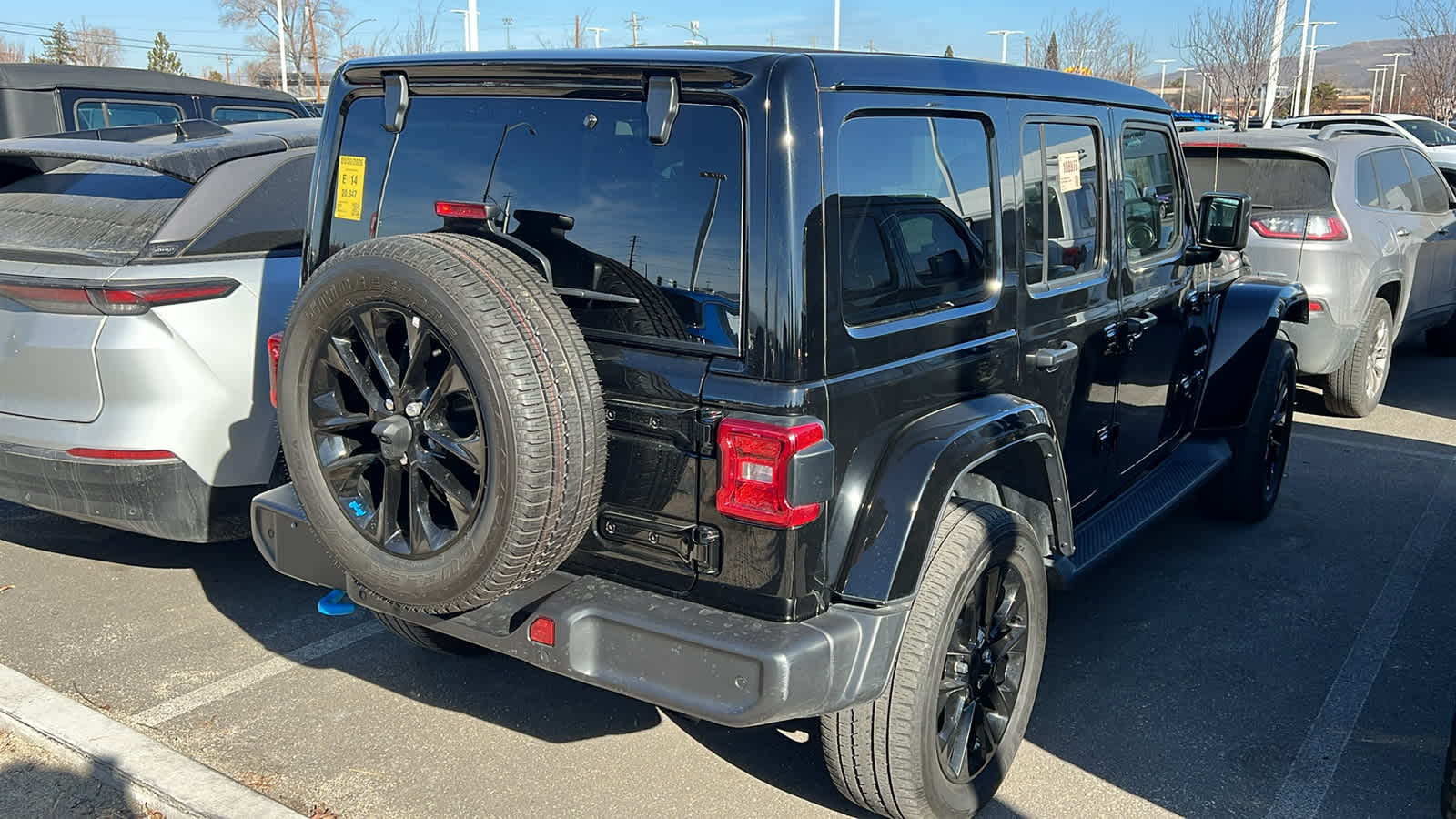 Thumbnail: 2023 Jeep Wrangler - 8