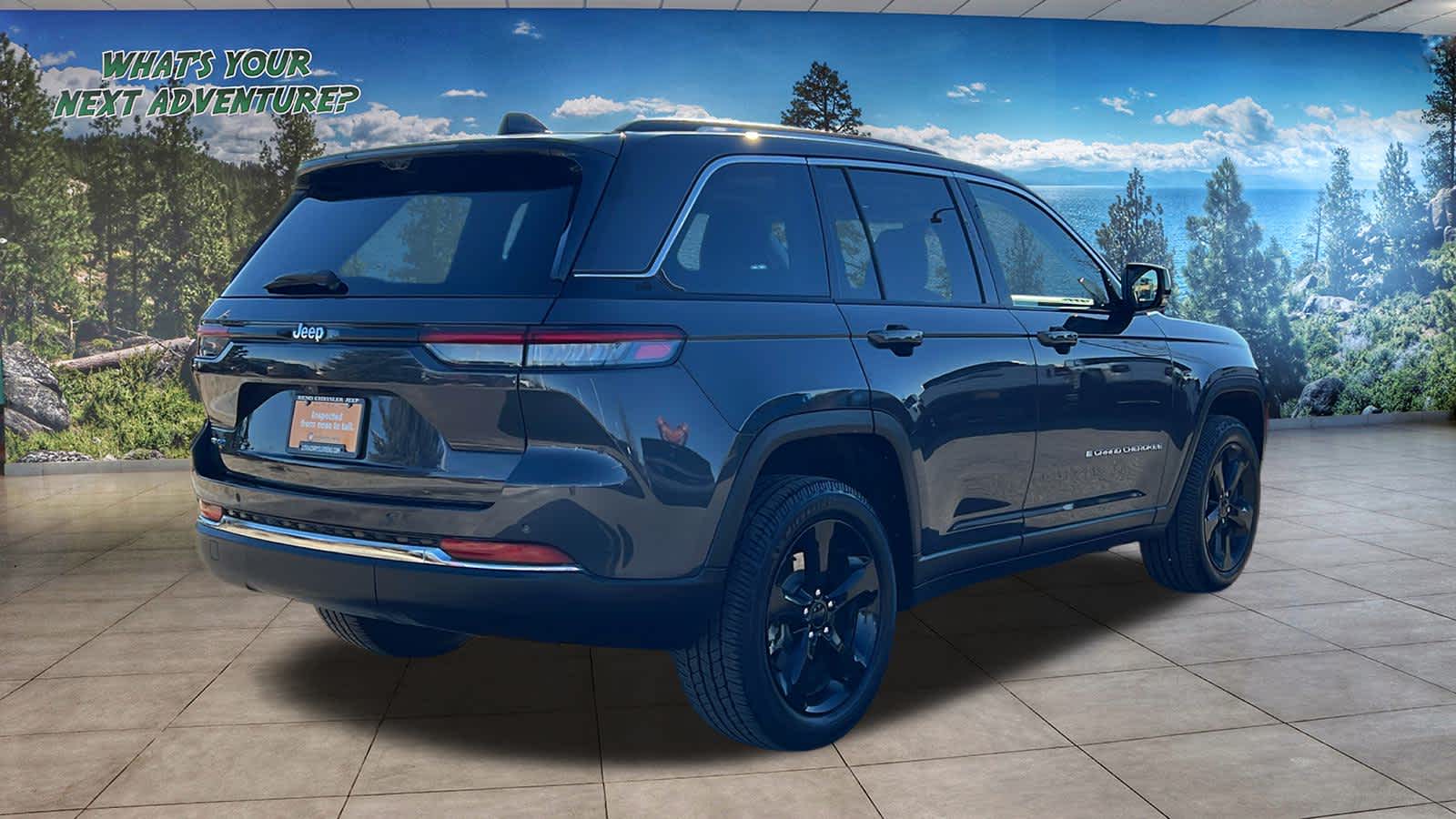 Thumbnail: 2023 Jeep Grand Cherokee - 5