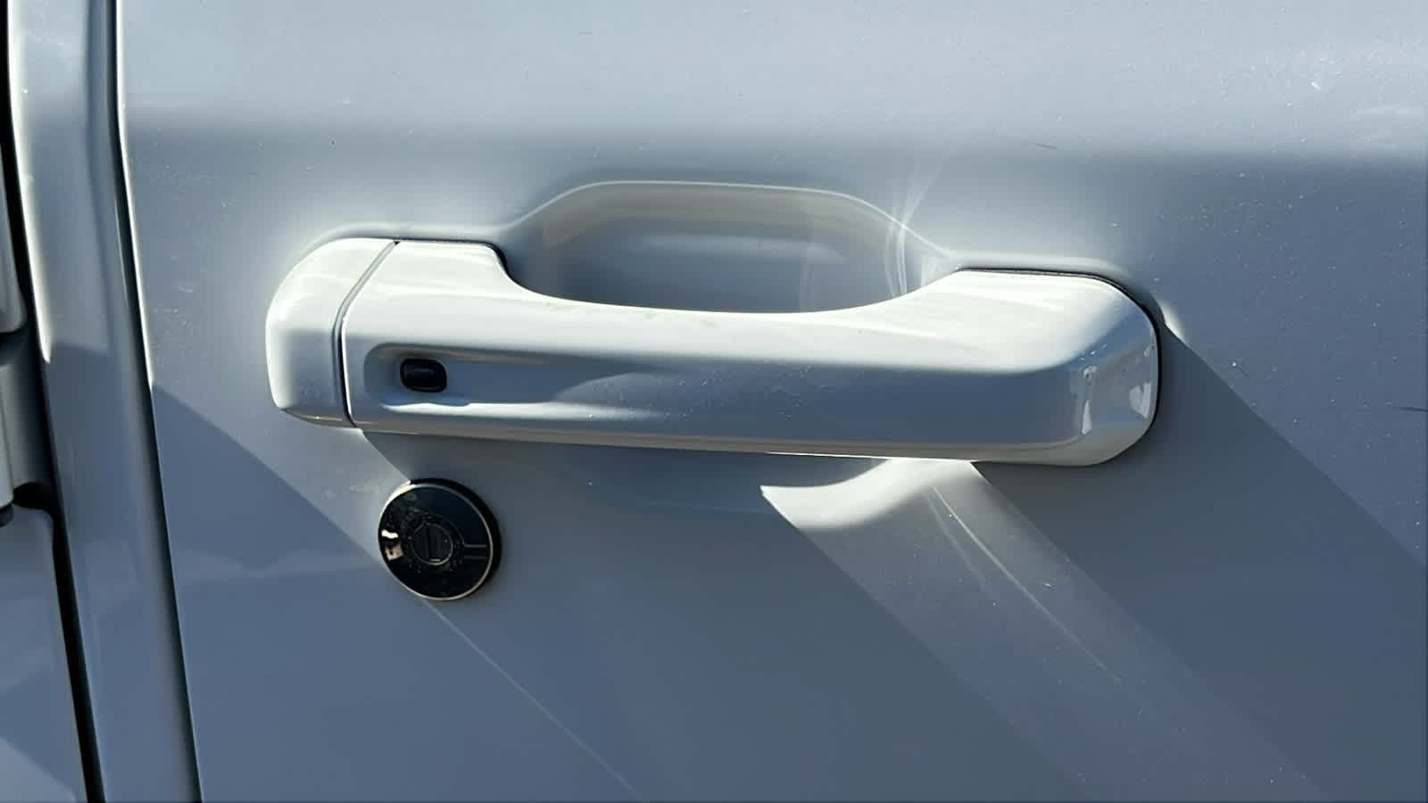 Thumbnail: 2023 Jeep Wrangler - 6