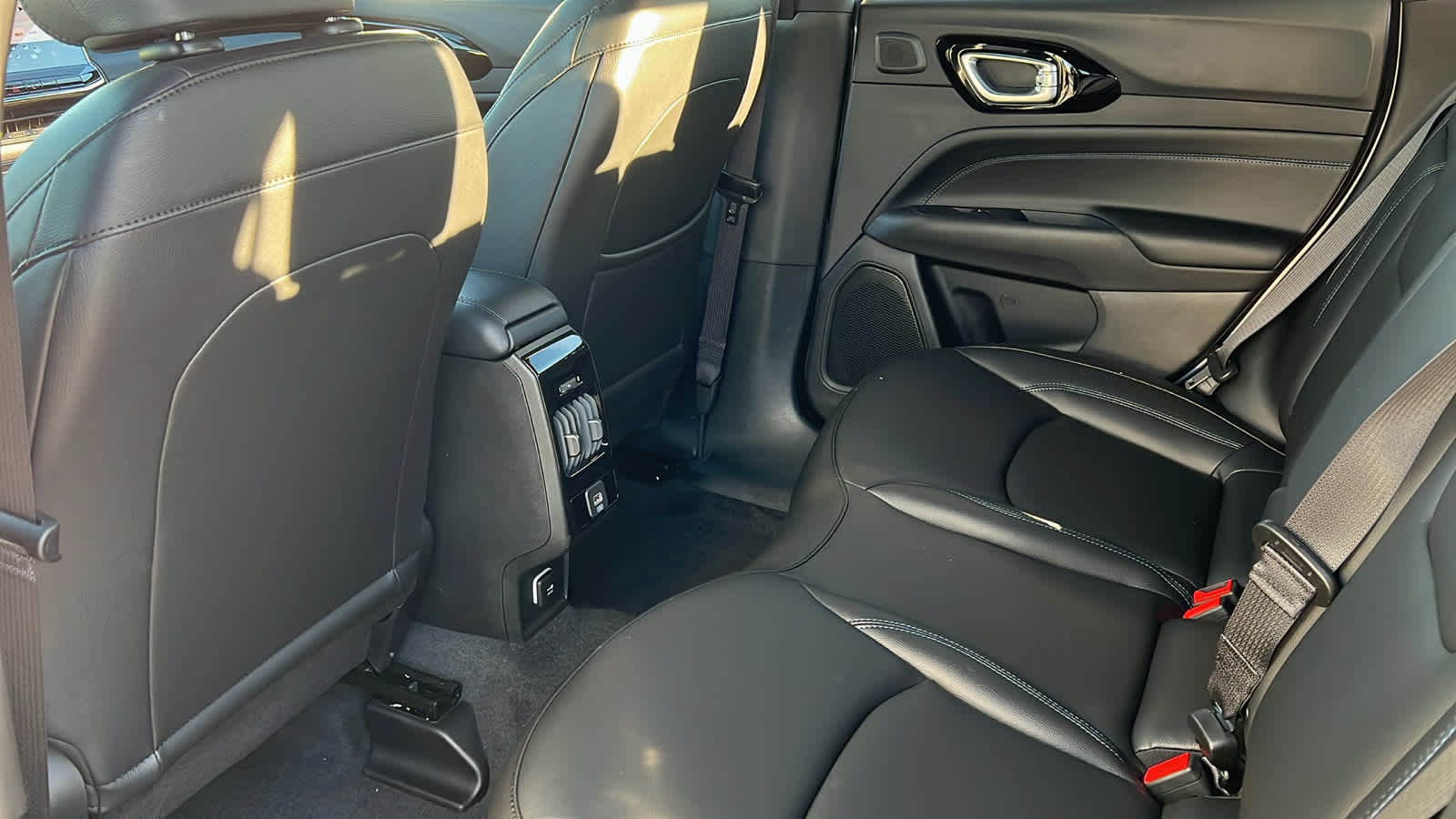 Thumbnail: 2026 Jeep Compass - 24