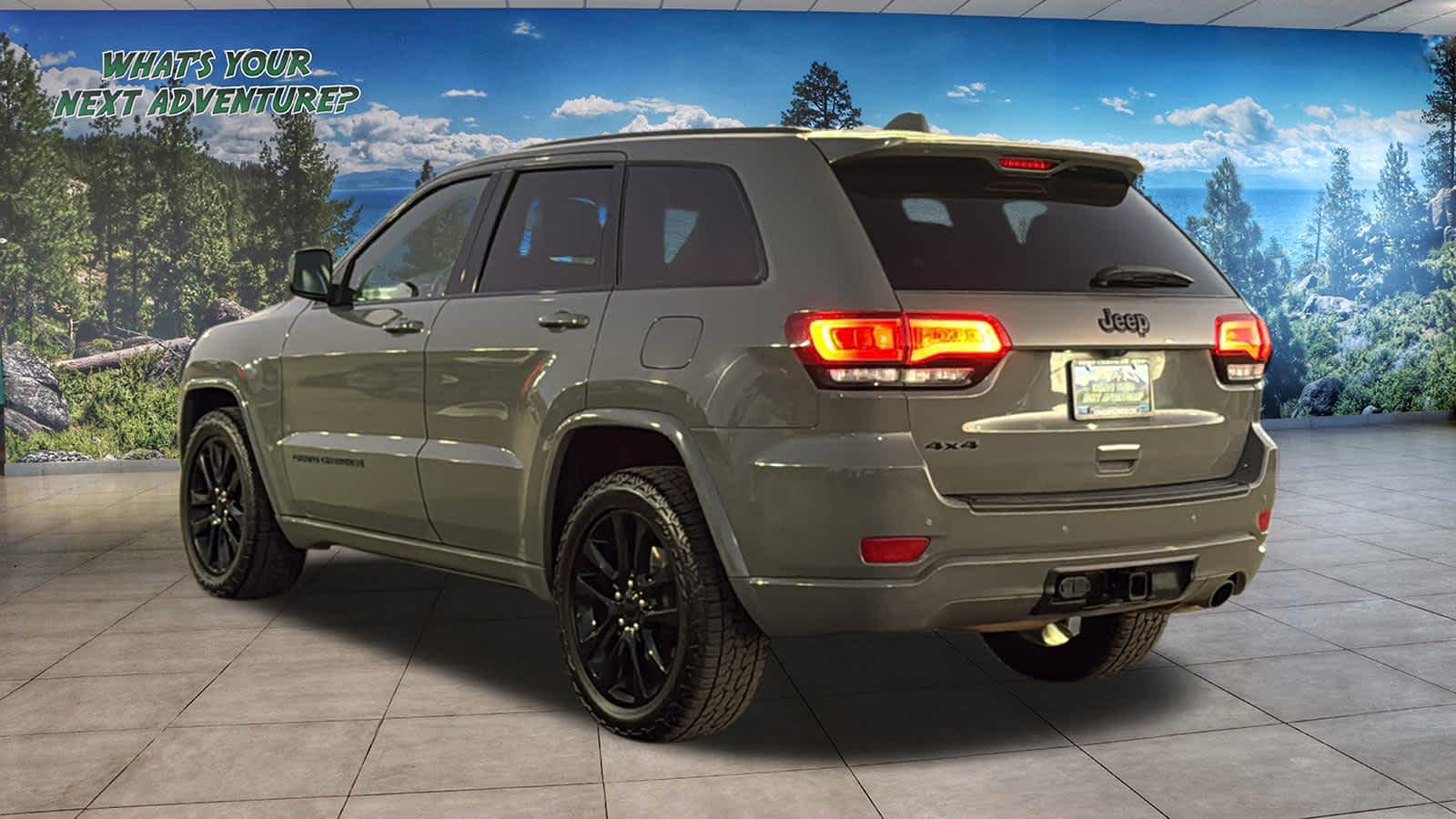 Thumbnail: 2020 Jeep Grand Cherokee - 7