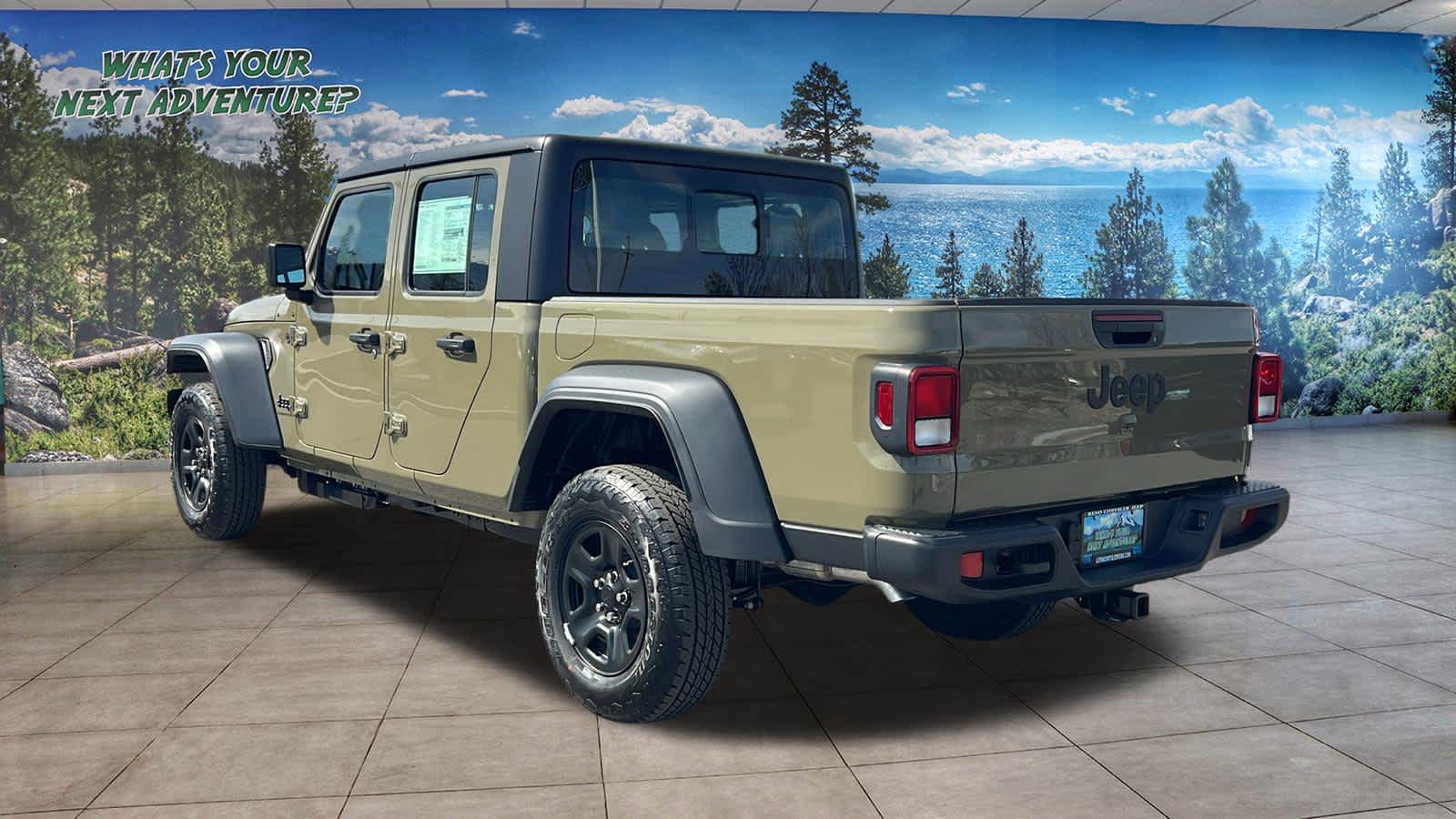 Thumbnail: 2026 Jeep Gladiator - 7