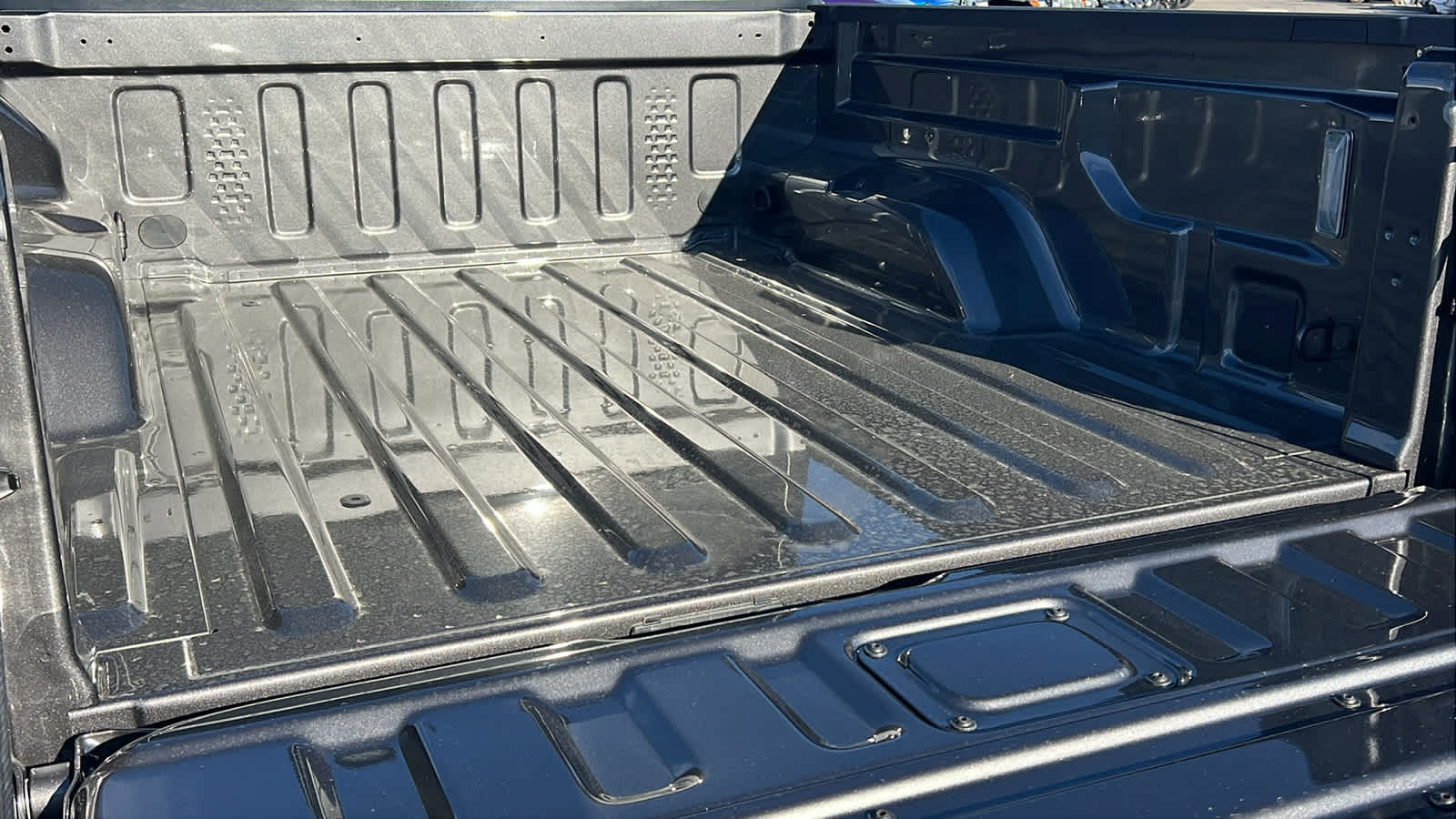 Thumbnail: 2026 Jeep Gladiator - 27