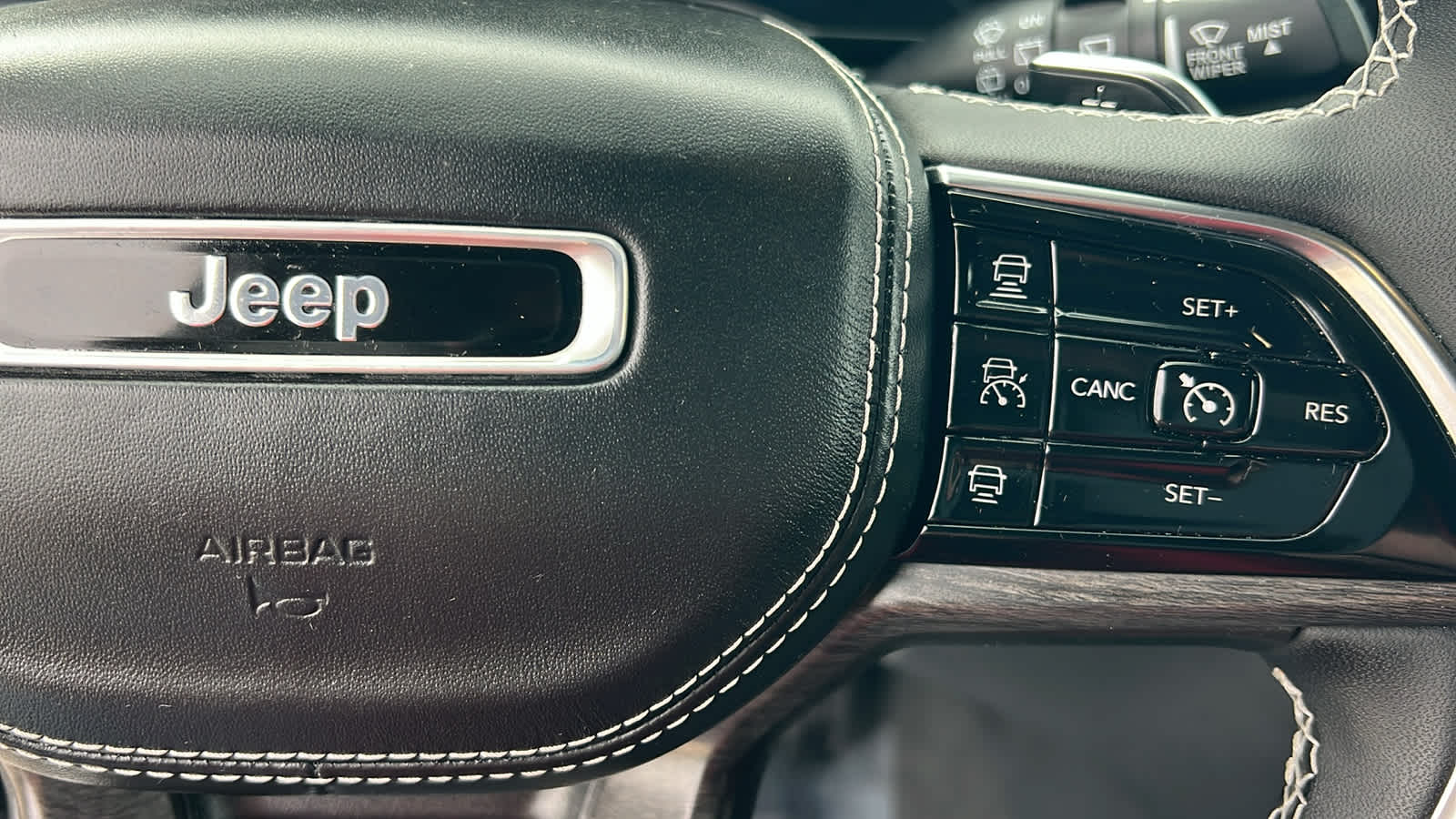 Thumbnail: 2024 Jeep Grand Cherokee - 20