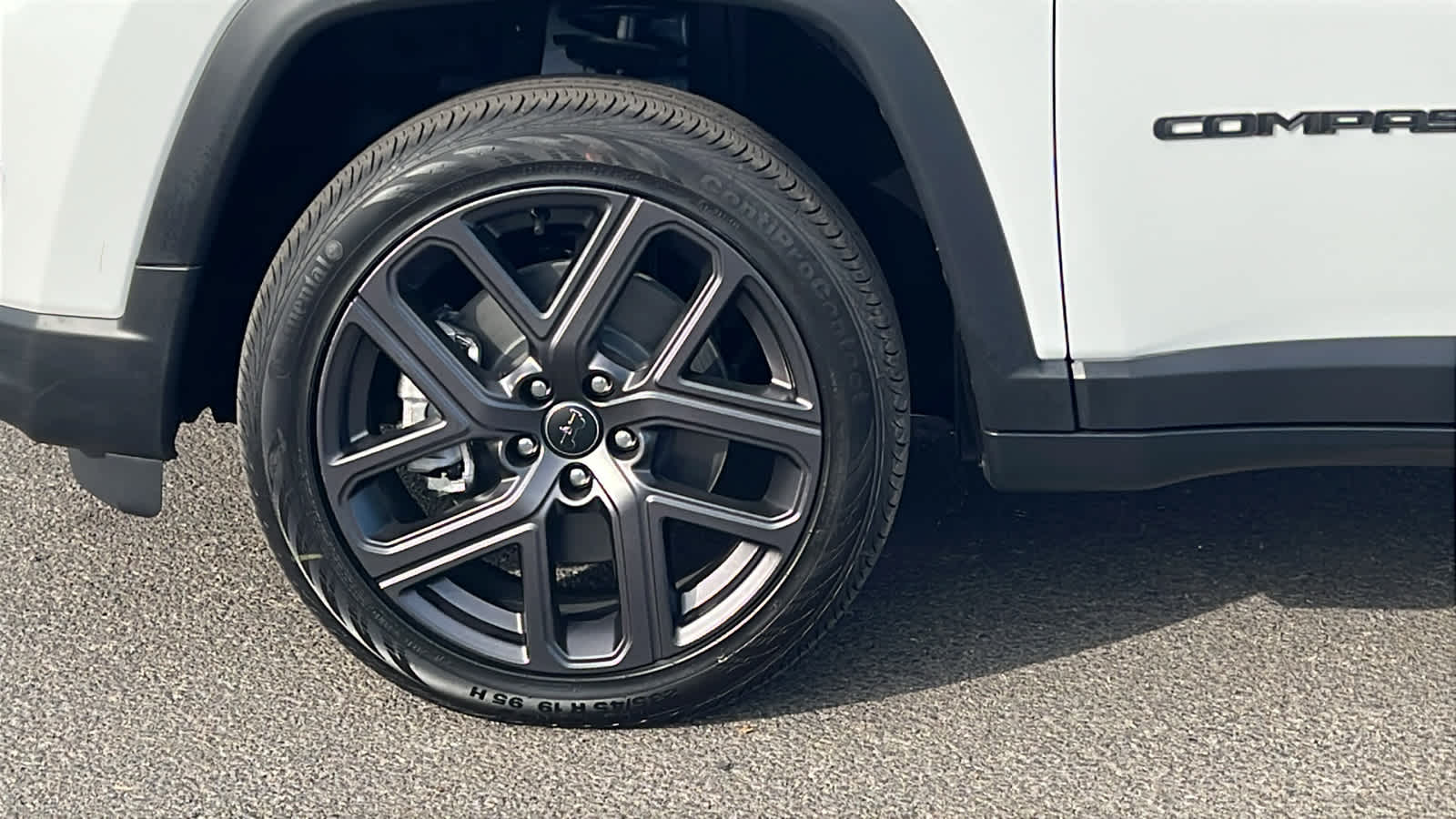 Thumbnail: 2026 Jeep Compass - 9