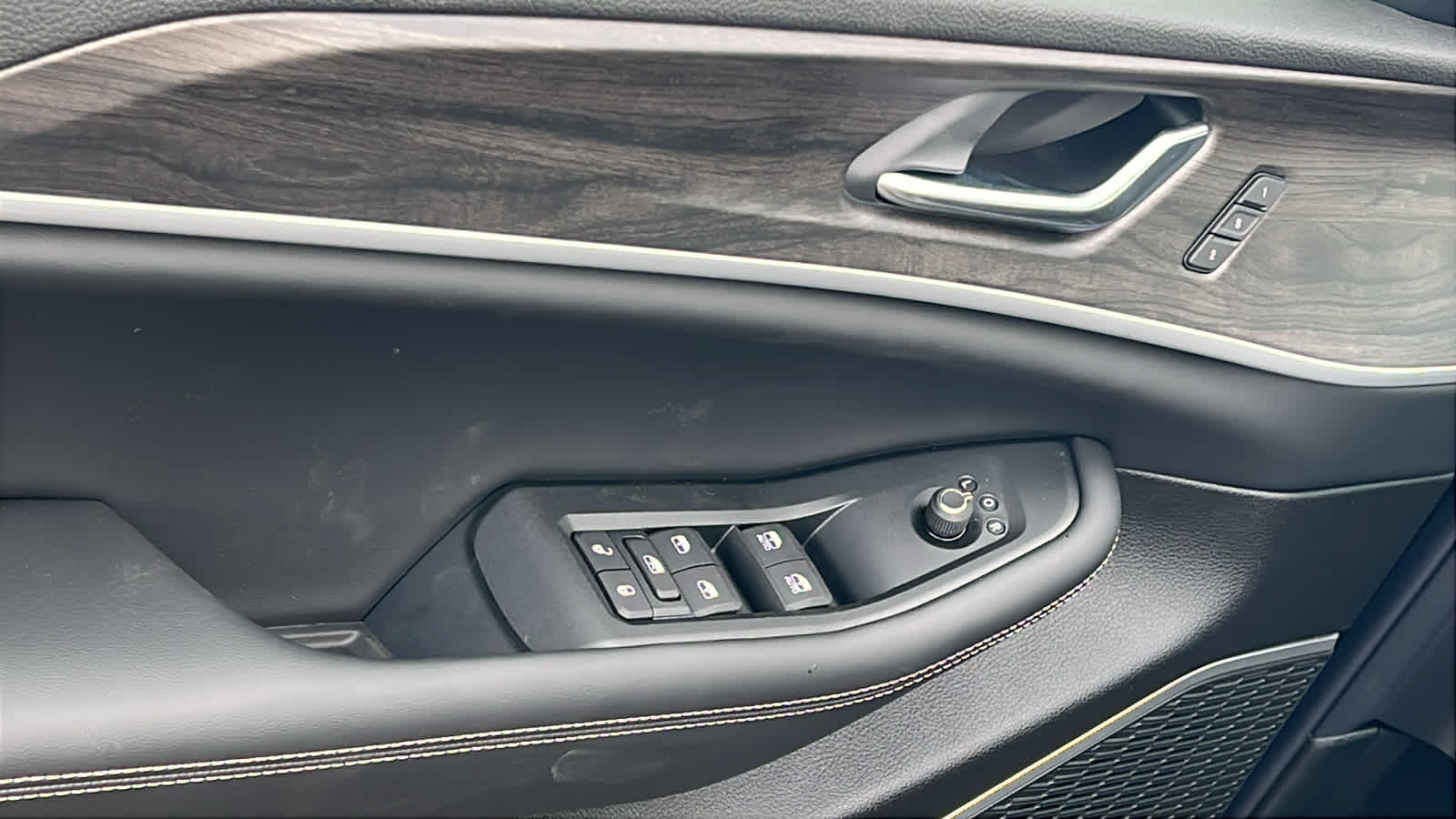 Thumbnail: 2026 Jeep Grand Cherokee - 22