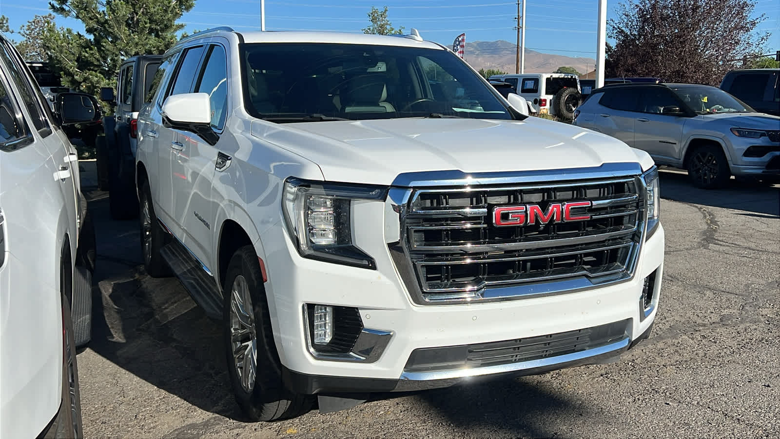 Thumbnail: 2021 GMC Yukon - 3