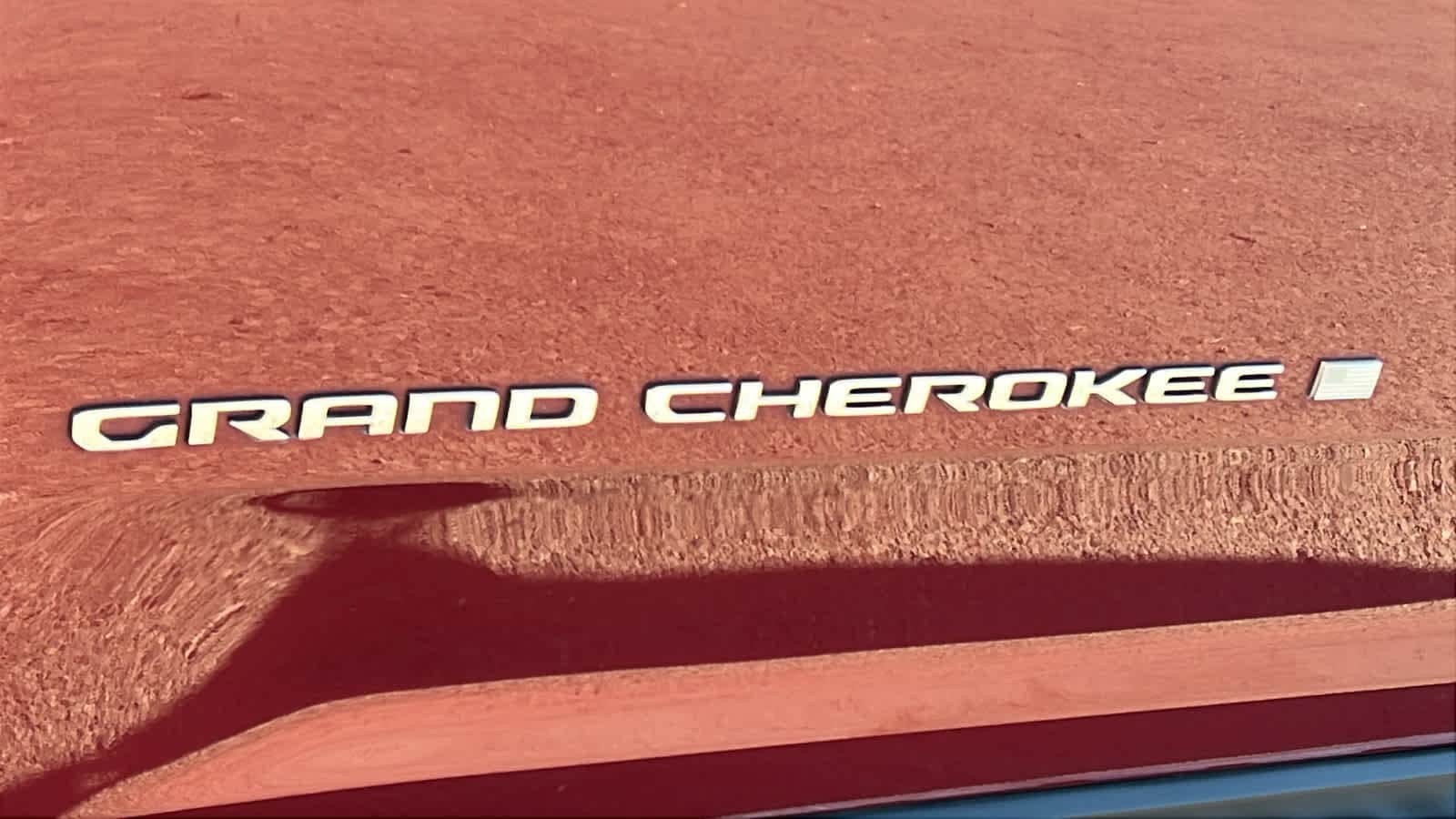 Thumbnail: 2022 Jeep Grand Cherokee - 28