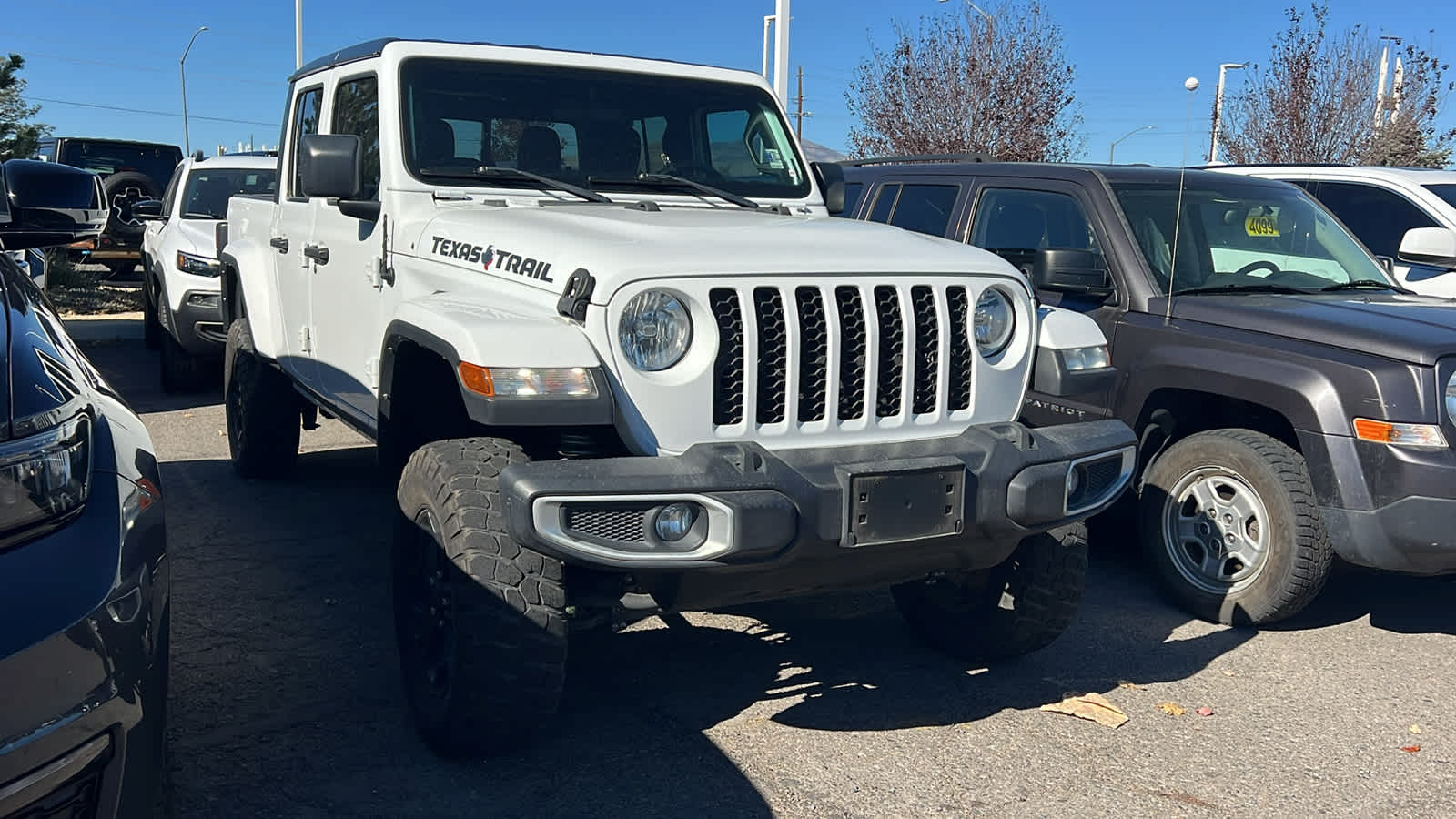 2021 Jeep Gladiator Texas Trail photo 3