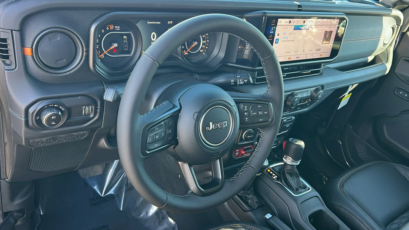 Thumbnail: 2026 Jeep Gladiator - 10