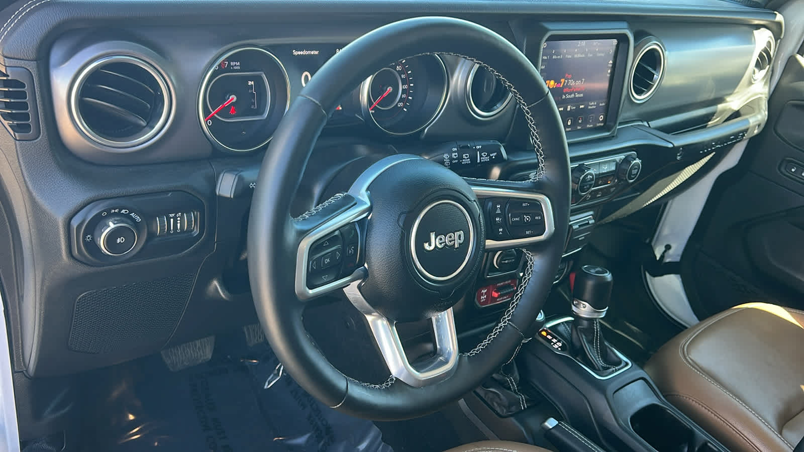 Thumbnail: 2021 Jeep Wrangler - 10