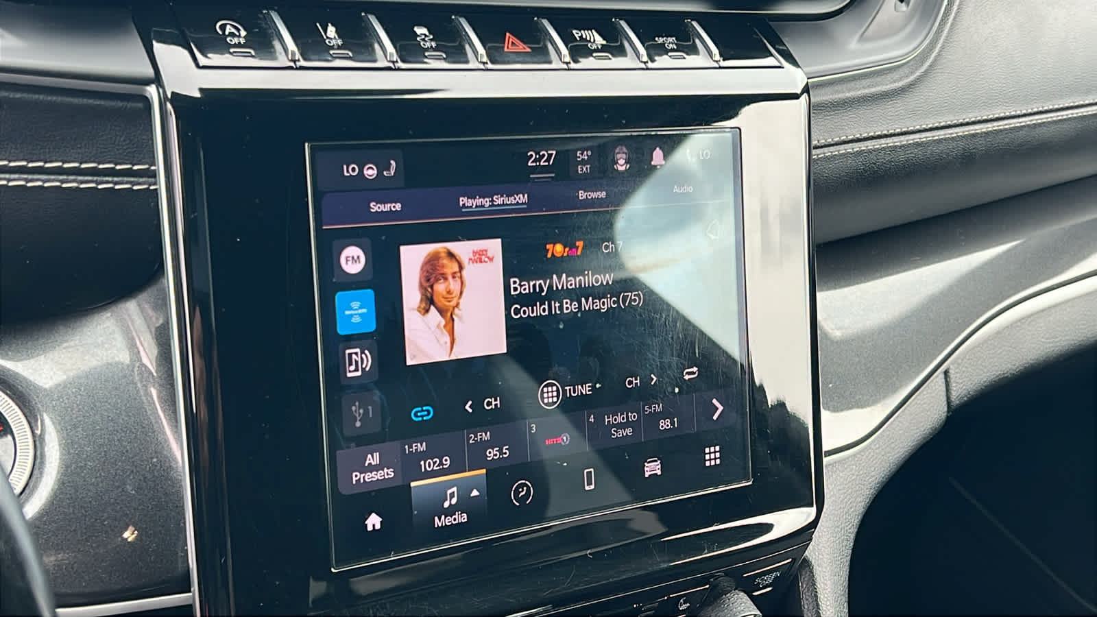 Thumbnail: 2021 Jeep Grand Cherokee L - 15