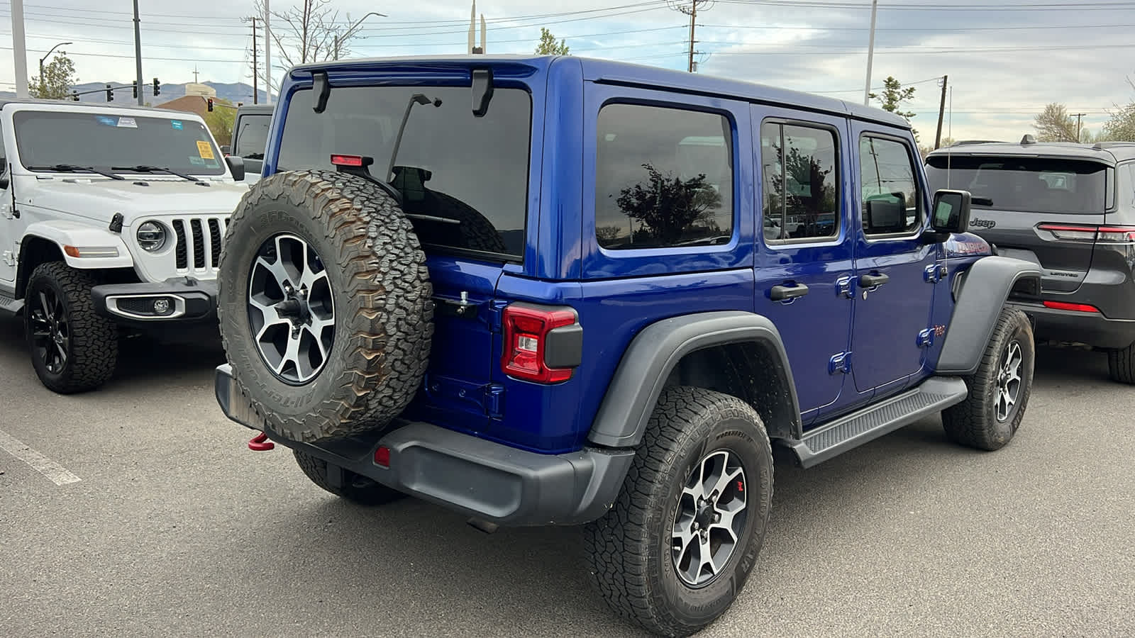 Thumbnail: 2020 Jeep Wrangler - 7