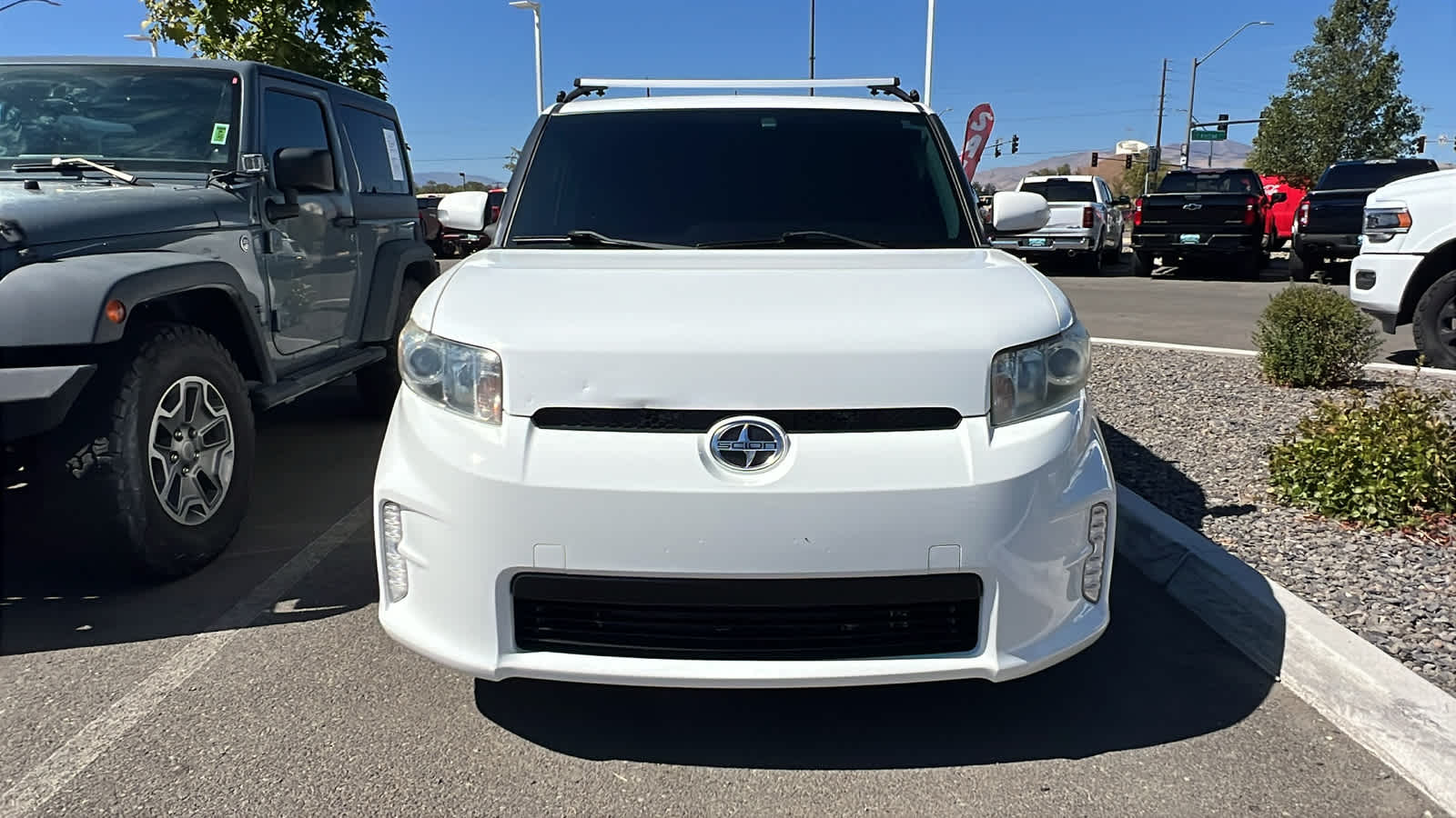 2014 Scion xB photo 2