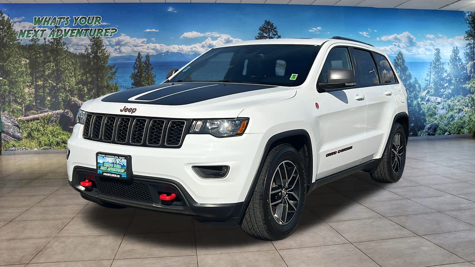 Thumbnail: 2018 Jeep Grand Cherokee - 1