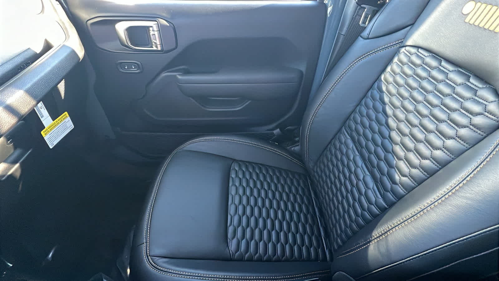 Thumbnail: 2026 Jeep Gladiator - 12