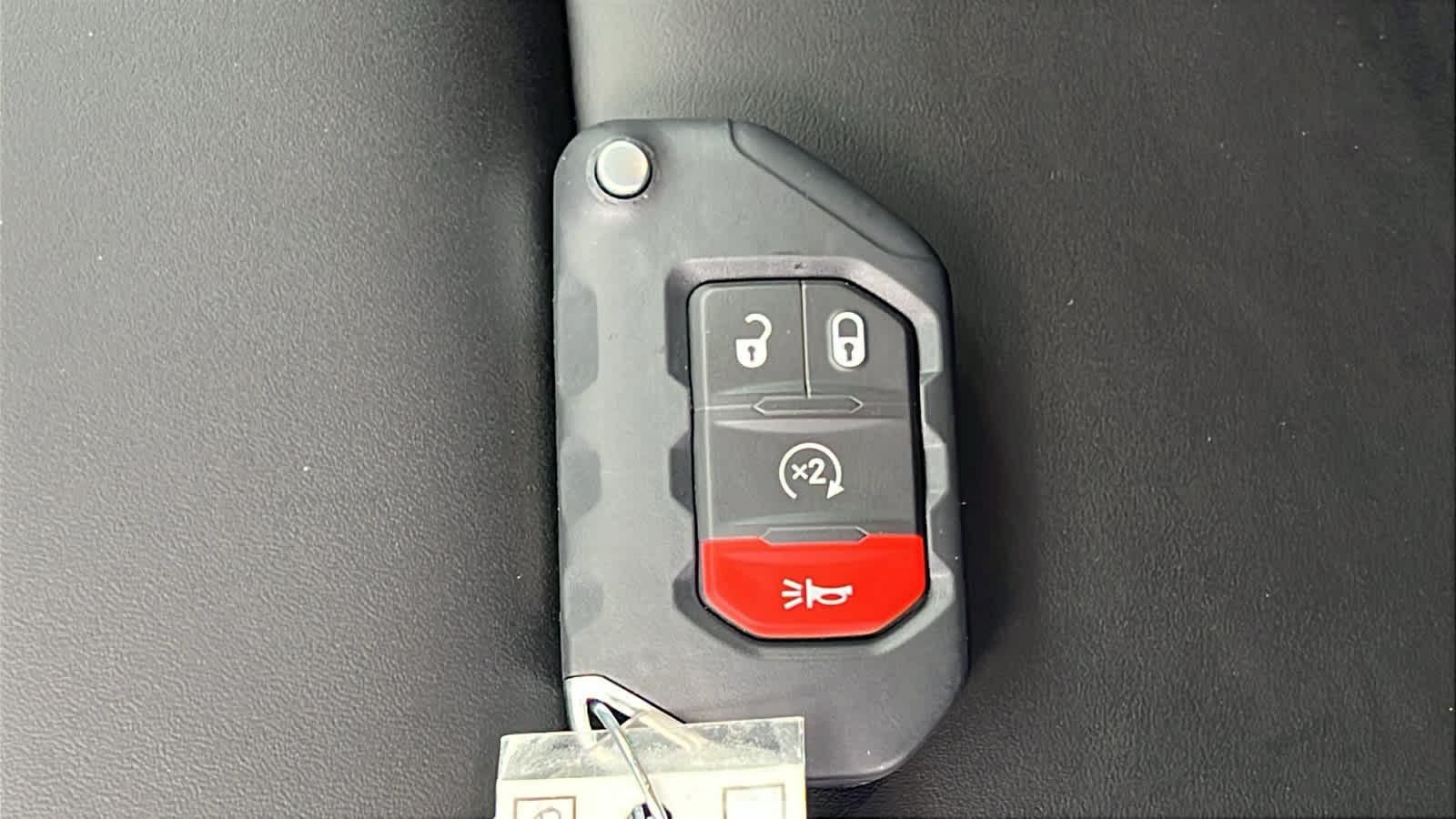 Thumbnail: 2026 Jeep Gladiator - 28