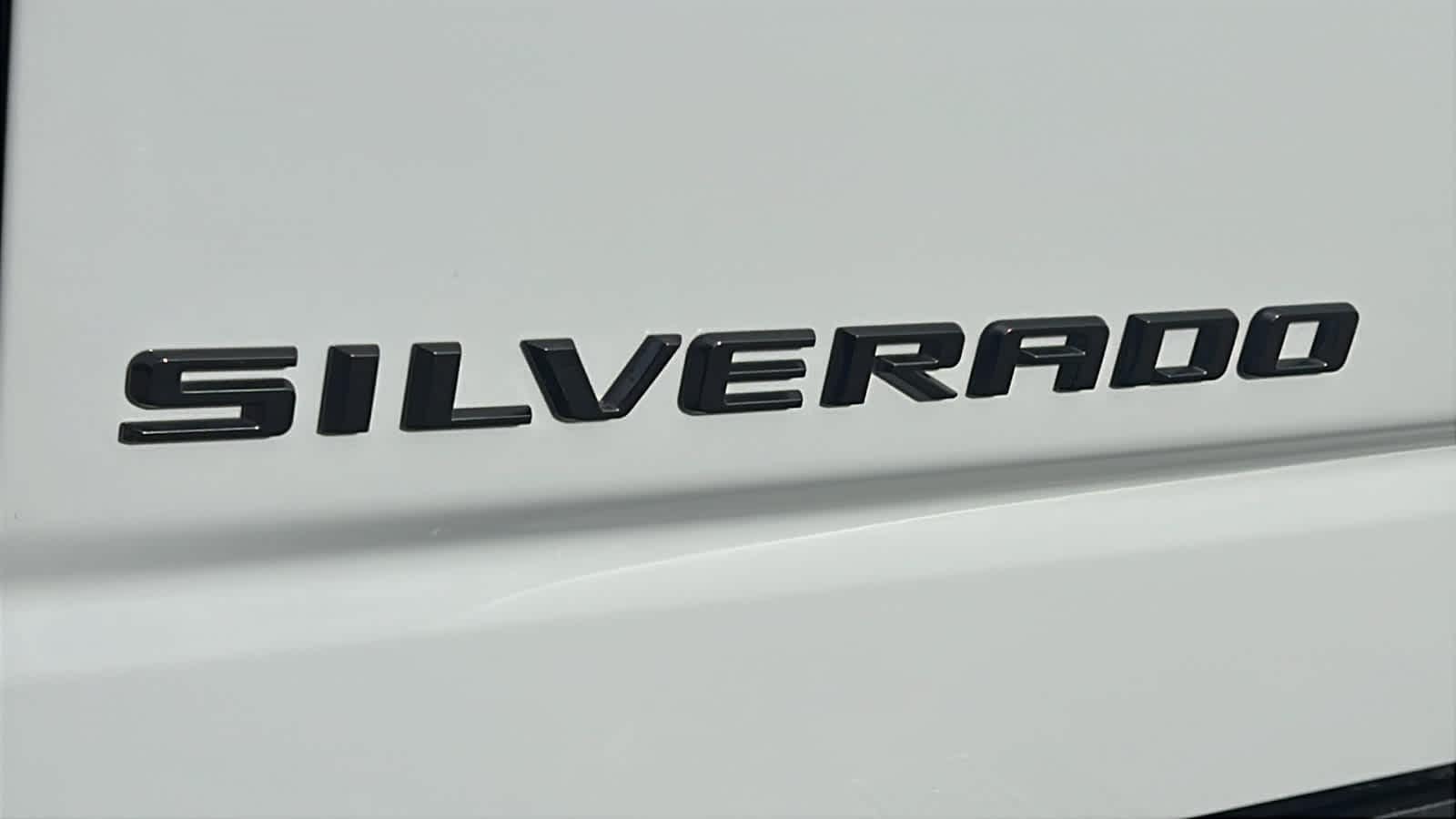 Thumbnail: 2024 Chevrolet Silverado 1500 - 28