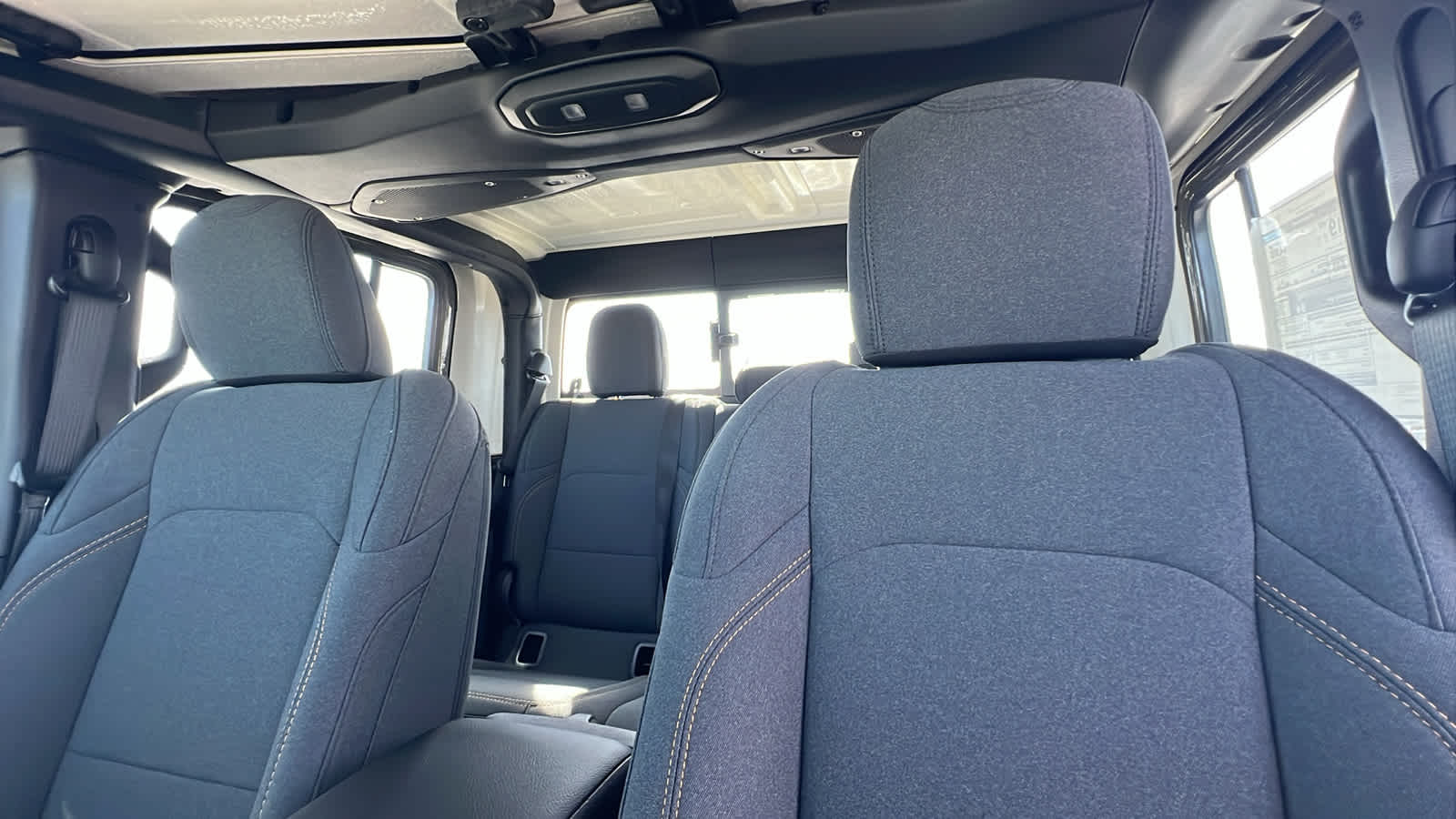 Thumbnail: 2026 Jeep Gladiator - 11