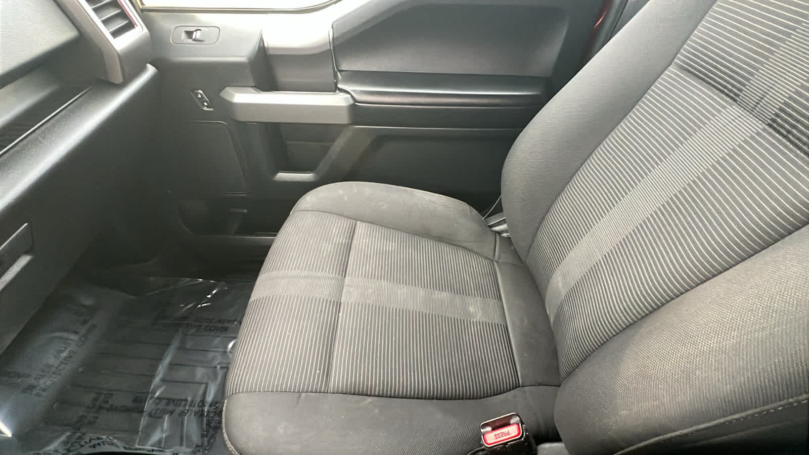 Thumbnail: 2016 Ford F-150 - 12