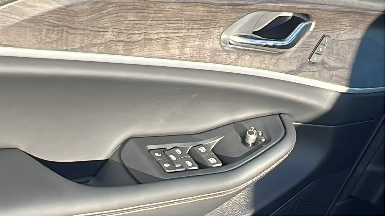 Thumbnail: 2025 Jeep Grand Cherokee - 22