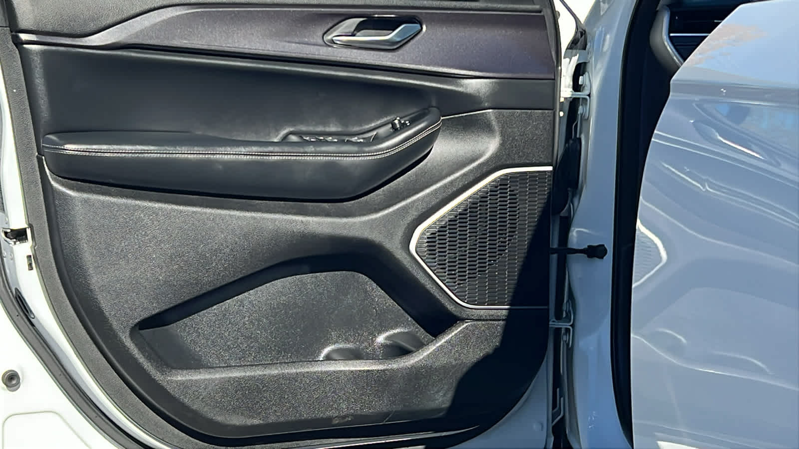 Thumbnail: 2021 Jeep Grand Cherokee L - 23