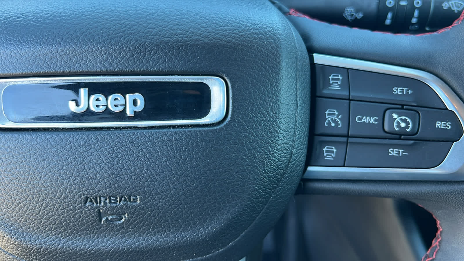 Thumbnail: 2023 Jeep Compass - 20