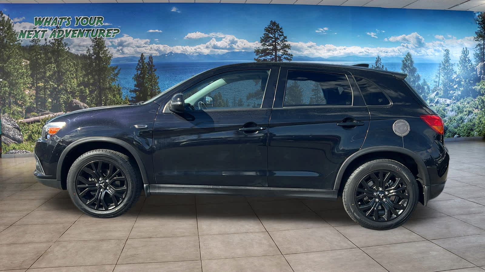 Thumbnail: 2017 Mitsubishi Outlander Sport - 8