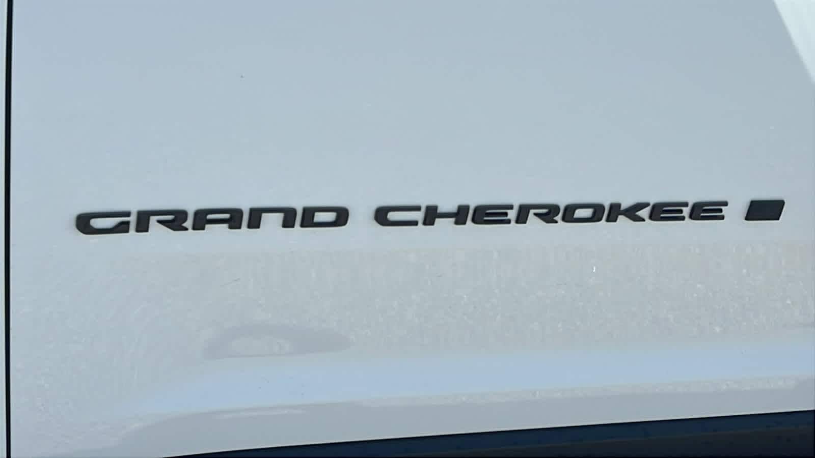 Thumbnail: 2026 Jeep Grand Cherokee - 28