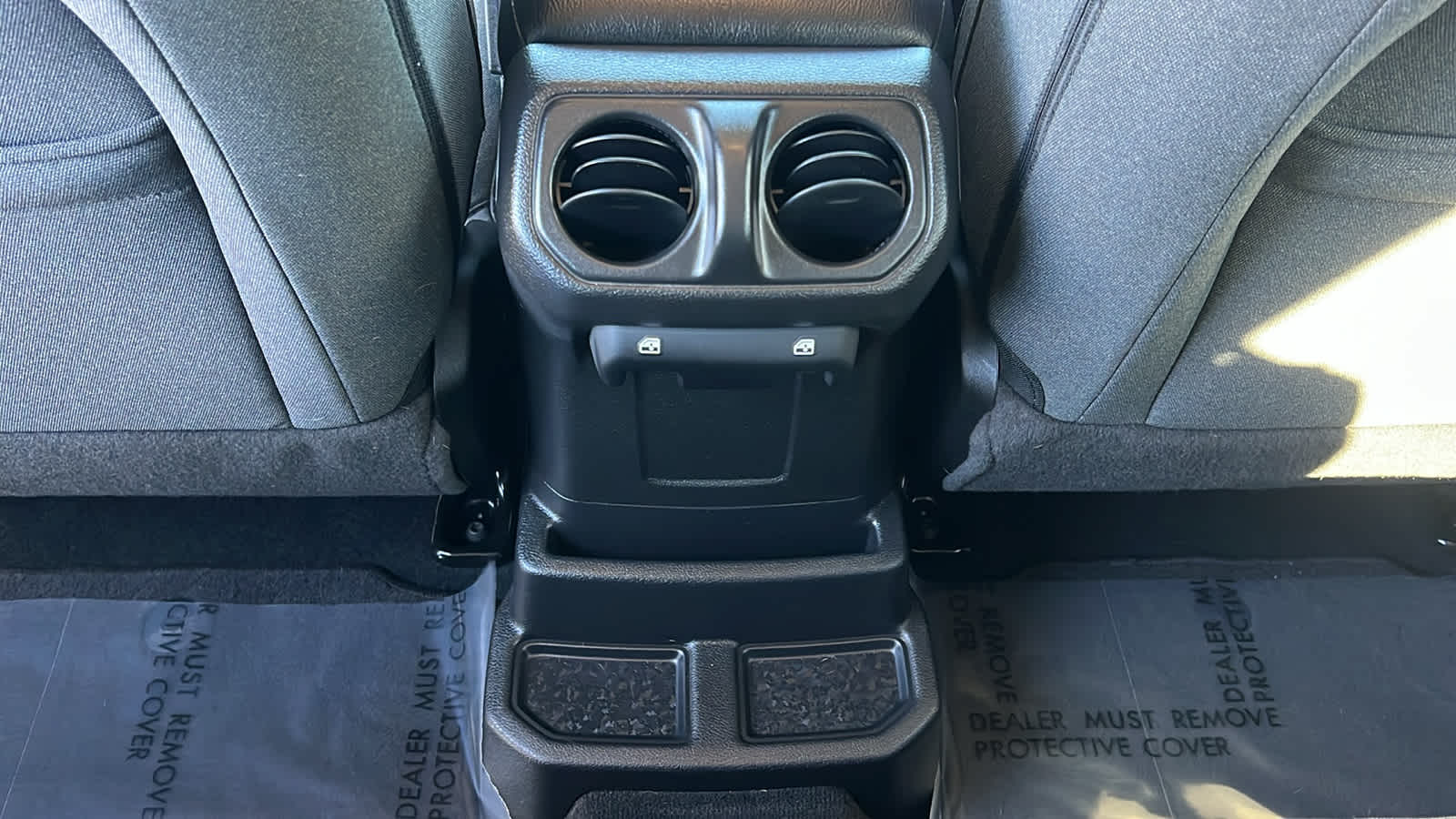 Thumbnail: 2024 Jeep Wrangler - 25